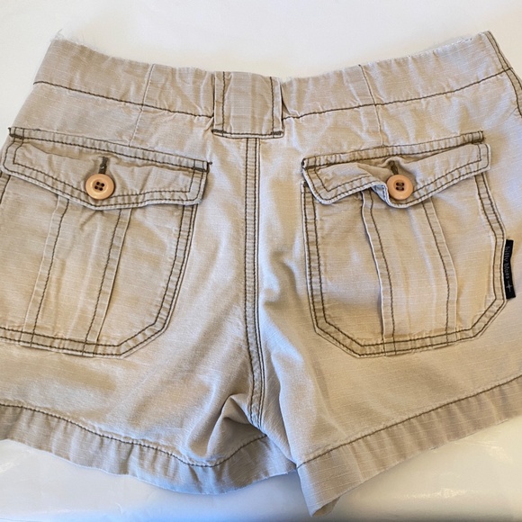 Lot of Two (2) Billy Blues Shorts - Picture 5 of 6
